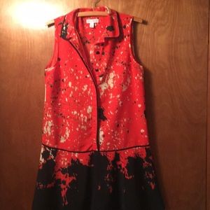 Organs and black dress